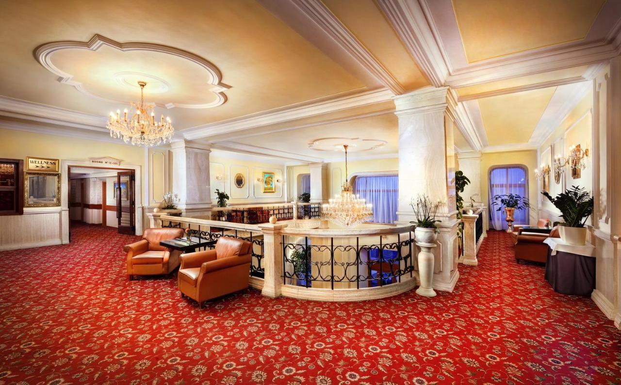 Grand Hotel Praha Татранска Ломница Экстерьер фото